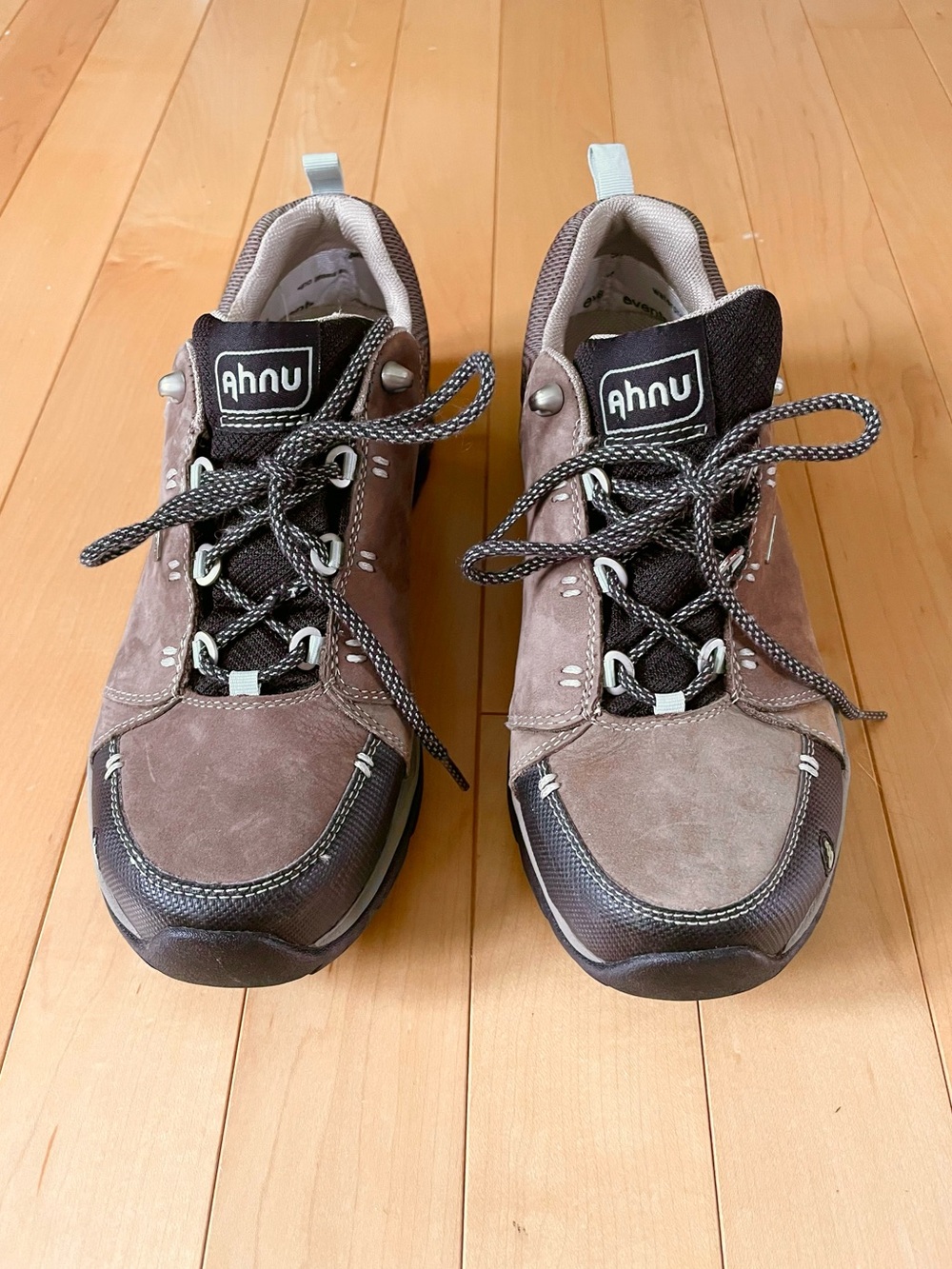Ahnu Montara II eVent Brown Leather Waterproof Hiking Sneakers Shoes | US 9.5